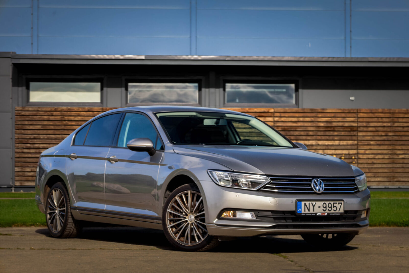 VW PASSAT