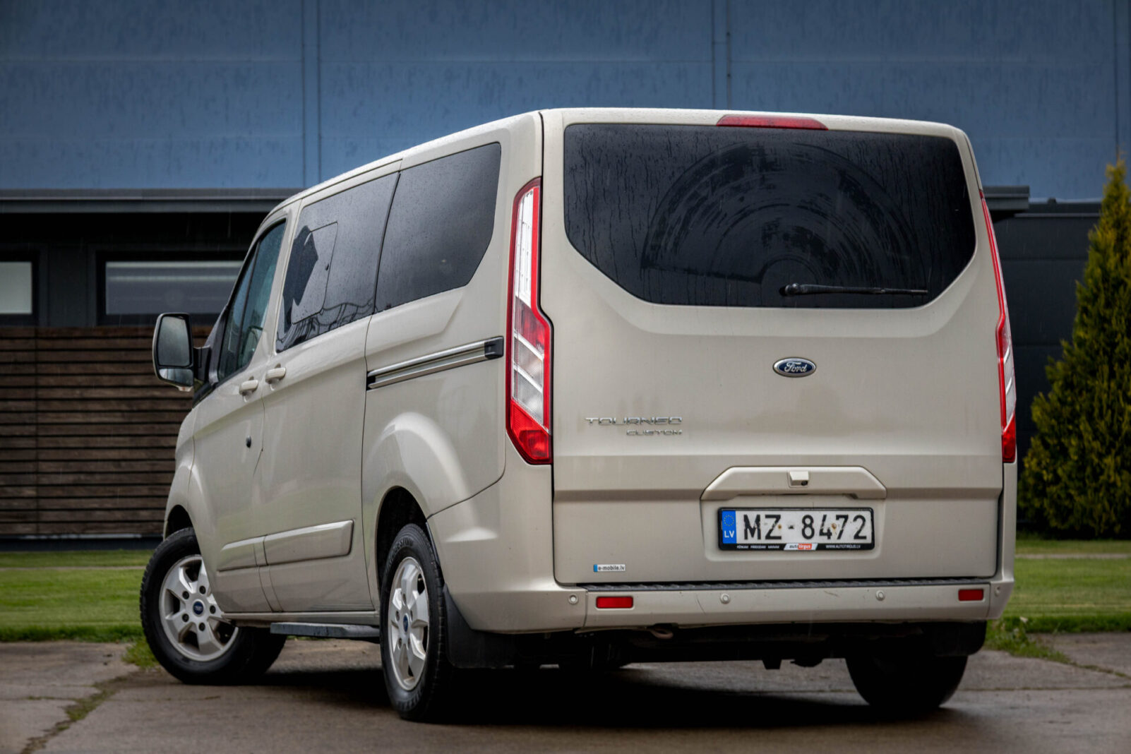 FORD TOURNEO CUSTOM