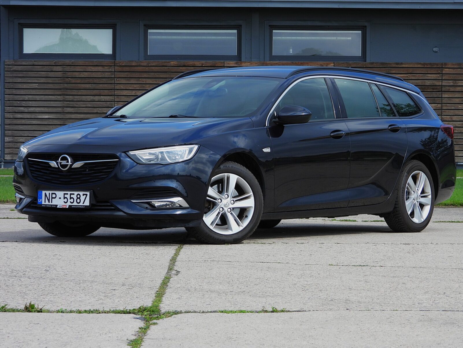 OPEL INSIGNIA SPORTS TOURER
