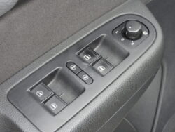 VW SHARAN