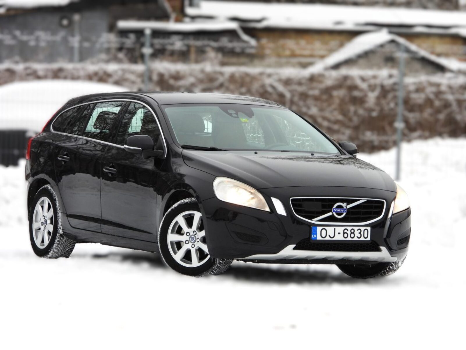 VOLVO V60