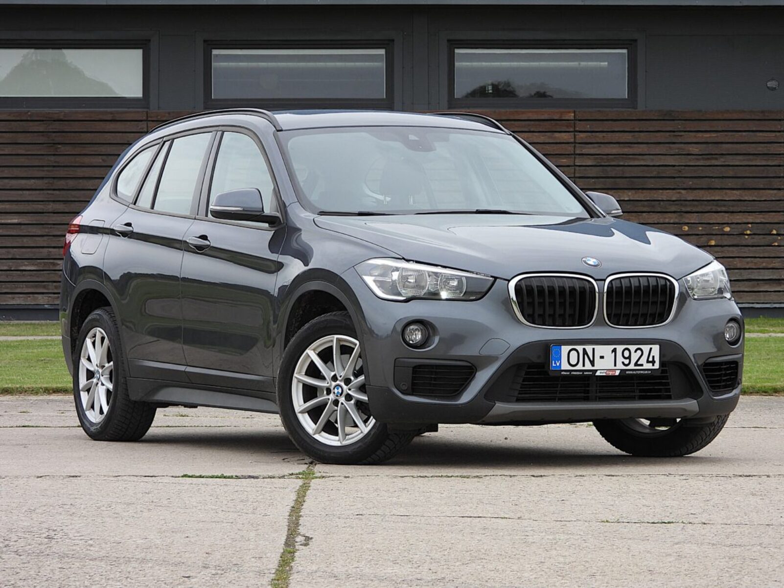 BMW X1