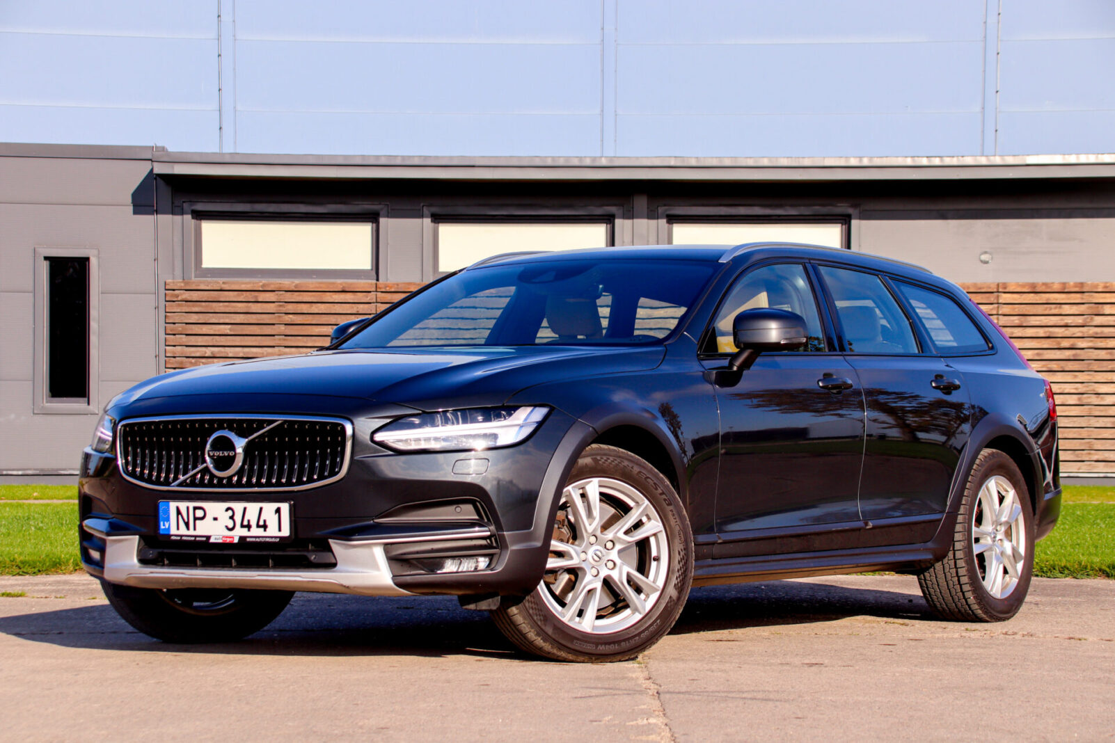 VOLVO V90 CROSS COUNTRY
