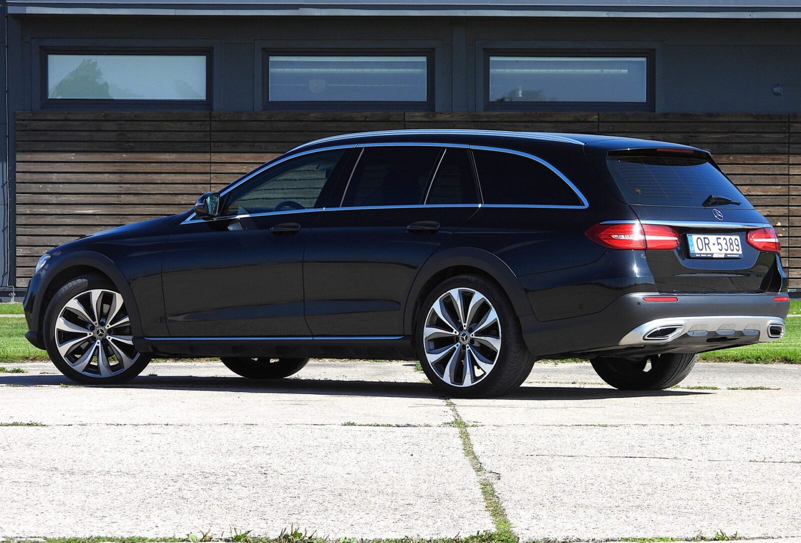 MERCEDES BENZ E220 4MATIC ALLTERRAIN
