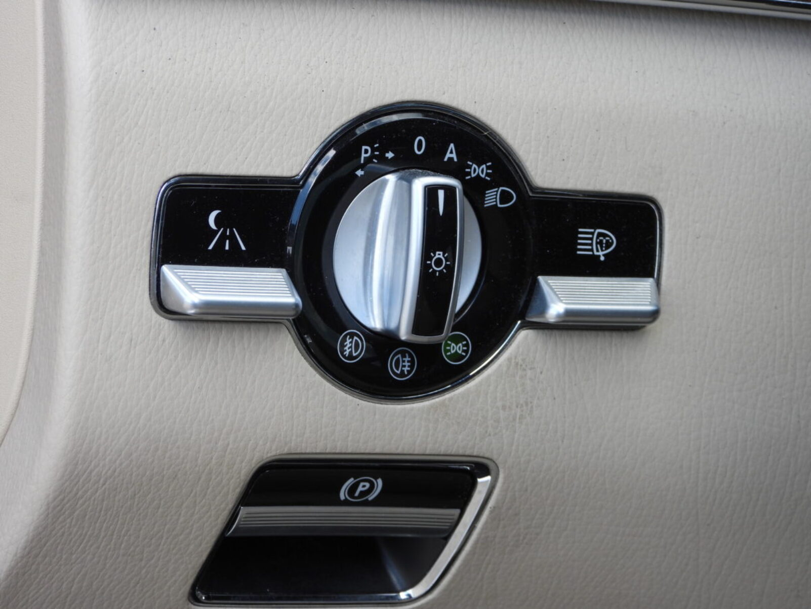 MERCEDES BENZ S320