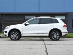 VW TOUAREG R-LINE