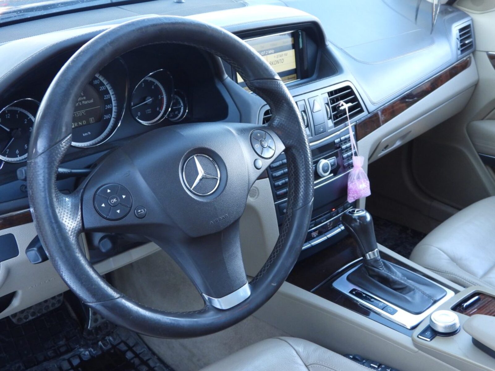 MERCEDES BENZ E350