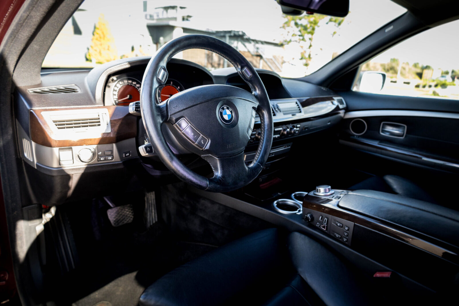 BMW 730