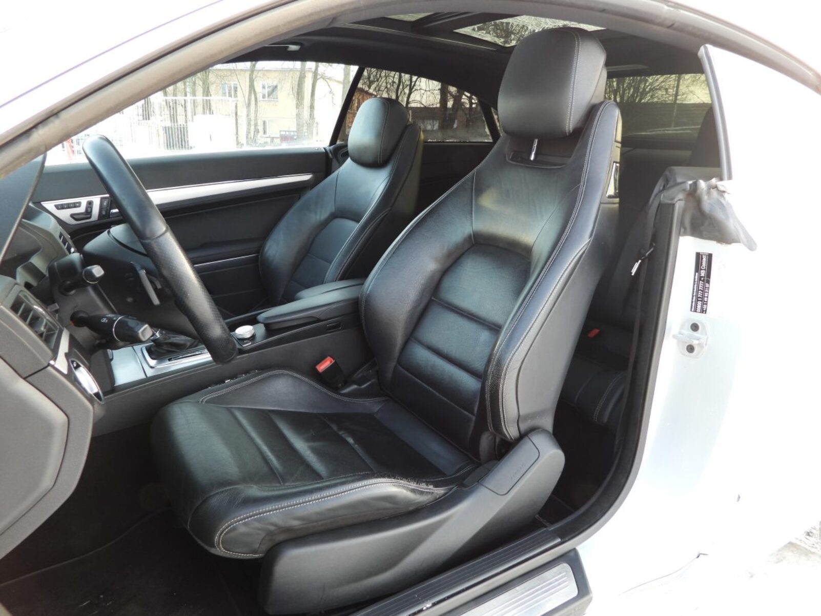 MERCEDES BENZ E350