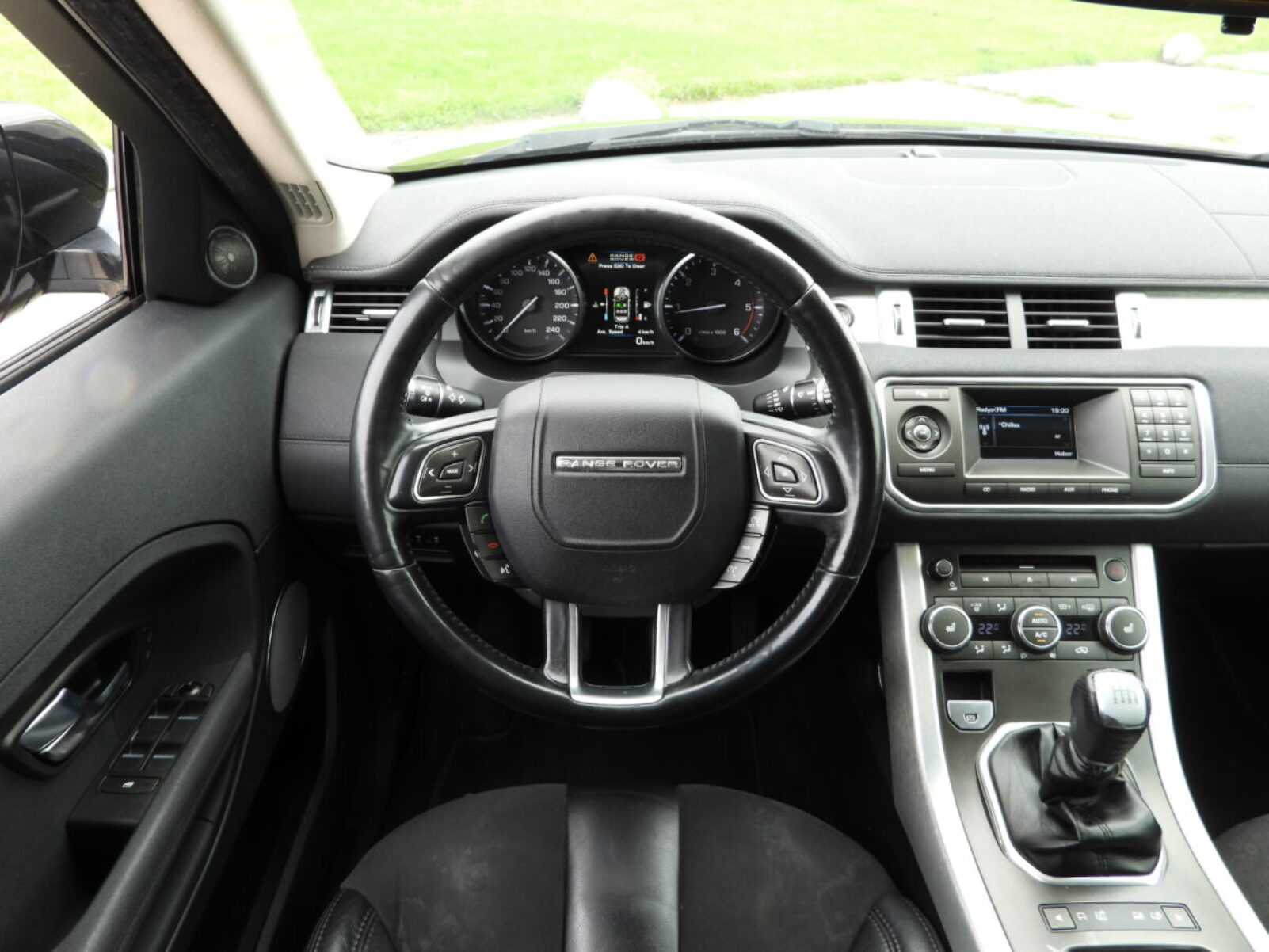 LAND ROVER RANGE ROVER EVOQUE