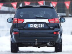 PEUGEOT 4007