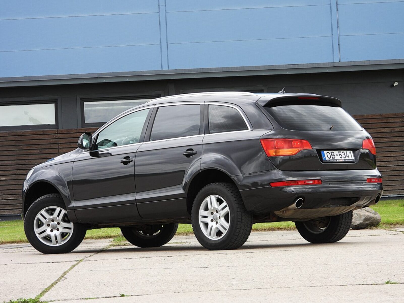 AUDI Q7