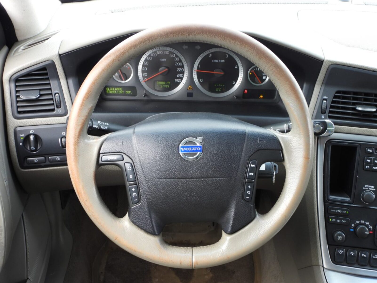 VOLVO XC70