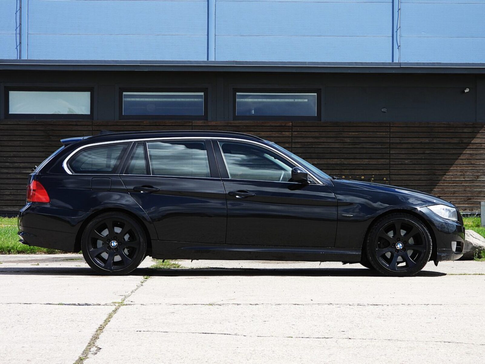 BMW 325