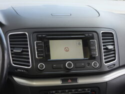 VW SHARAN