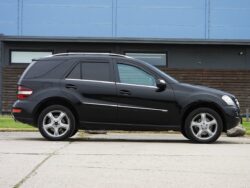 MERCEDES BENZ ML320