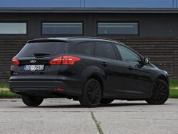 FORD FOCUS