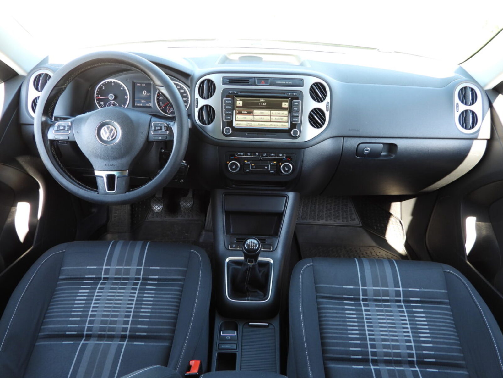 VW TIGUAN
