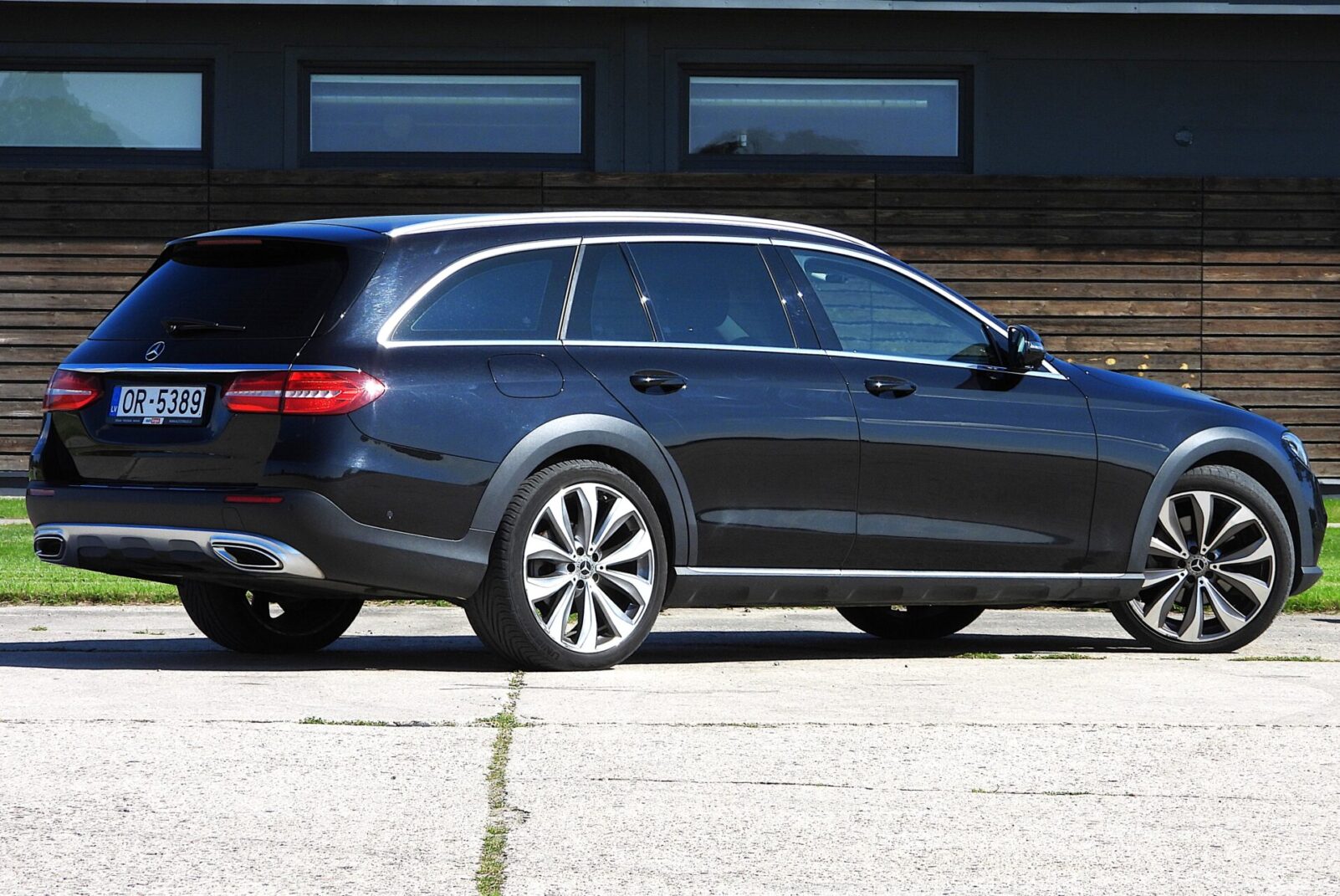 MERCEDES BENZ E220 4MATIC ALLTERRAIN