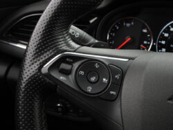 OPEL INSIGNIA SPORTS TOURER