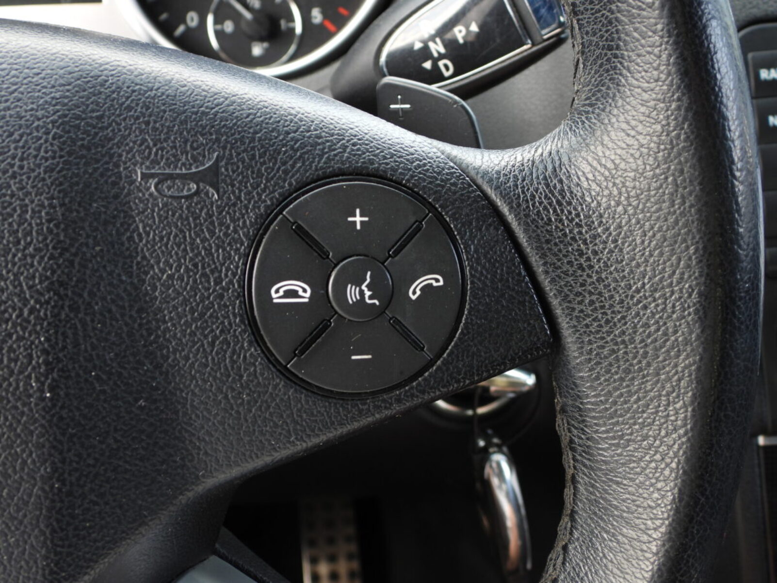 MERCEDES BENZ ML320