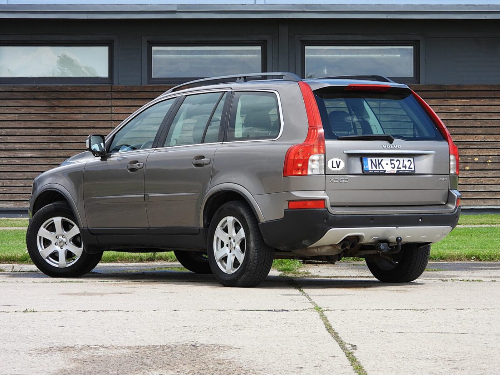 VOLVO XC90