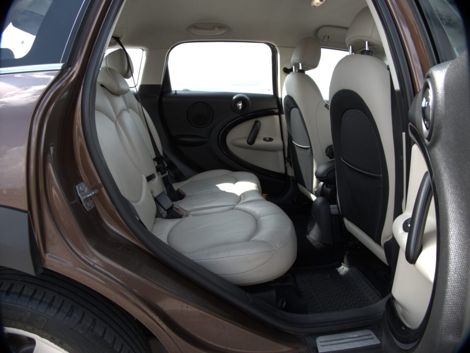 MINI COOPER ALL4