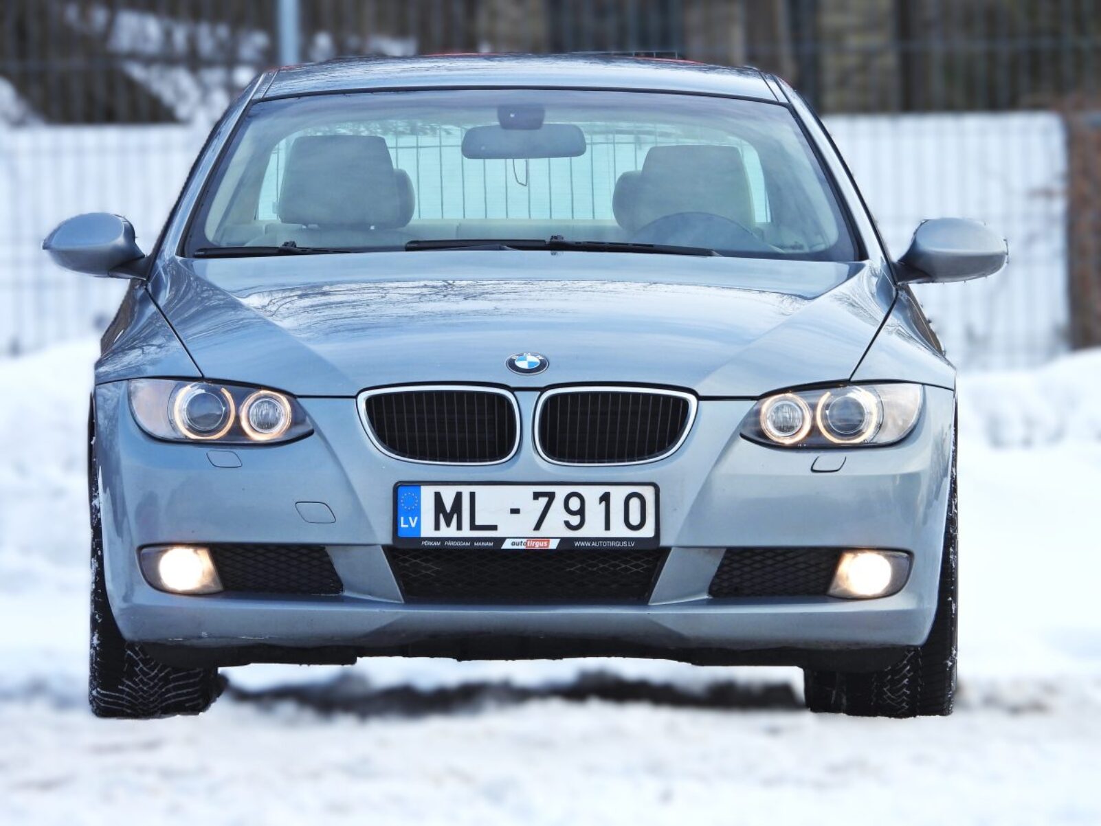 BMW 320