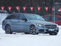 MERCEDES BENZ C220 D