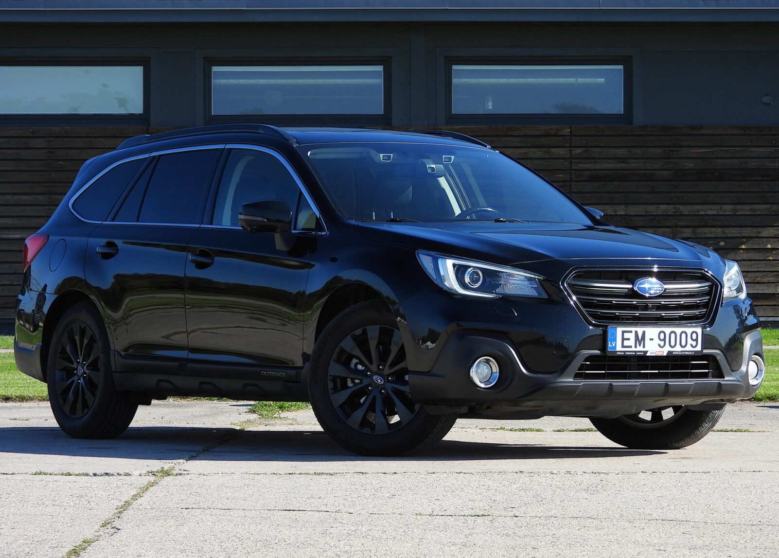 SUBARU OUTBACK