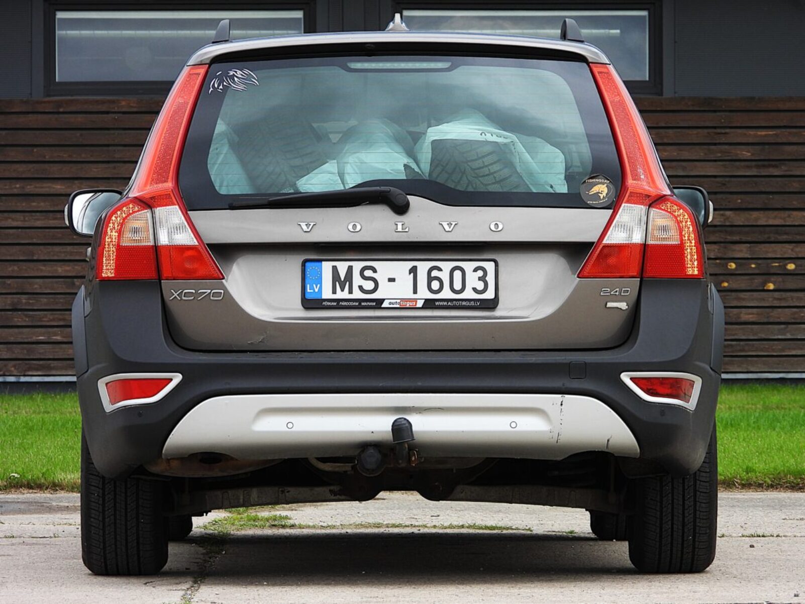 VOLVO XC70
