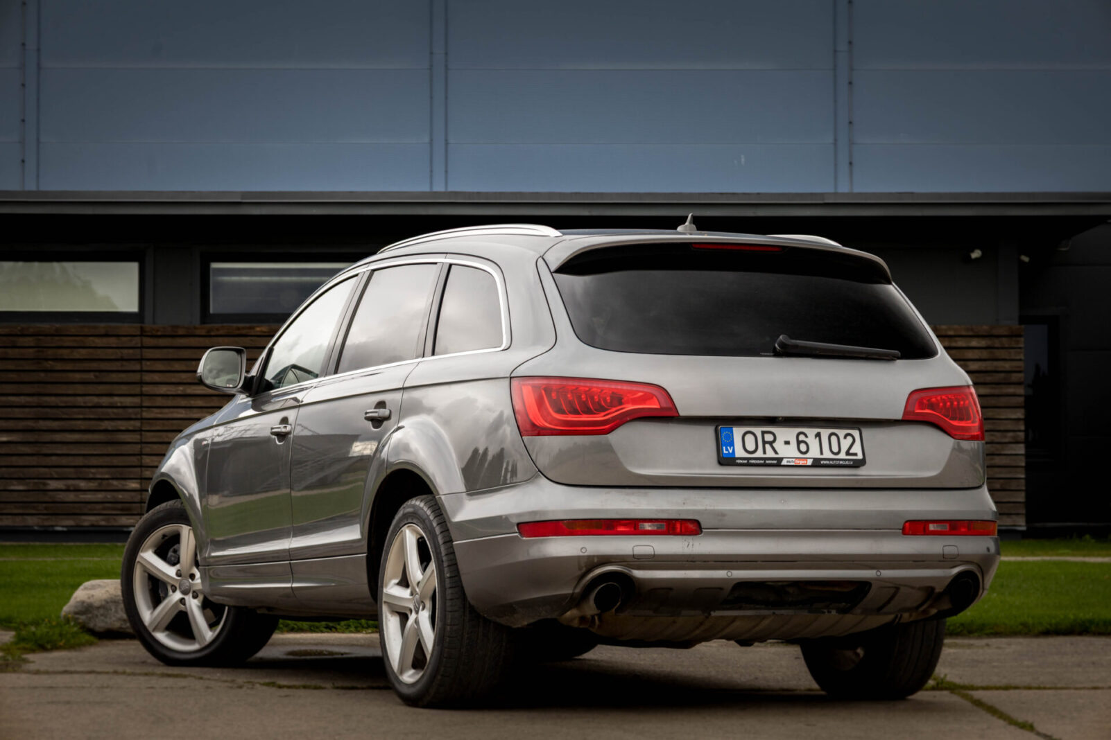 AUDI Q7