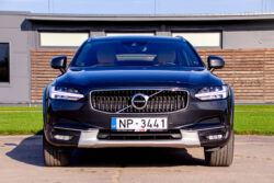 VOLVO V90 CROSS COUNTRY