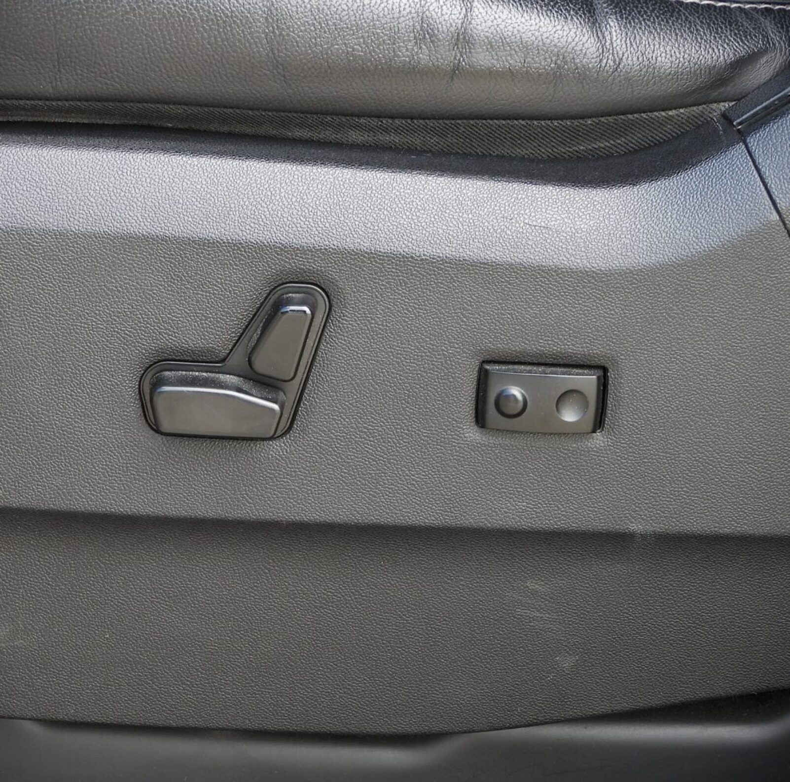 LANCIA VOYAGER