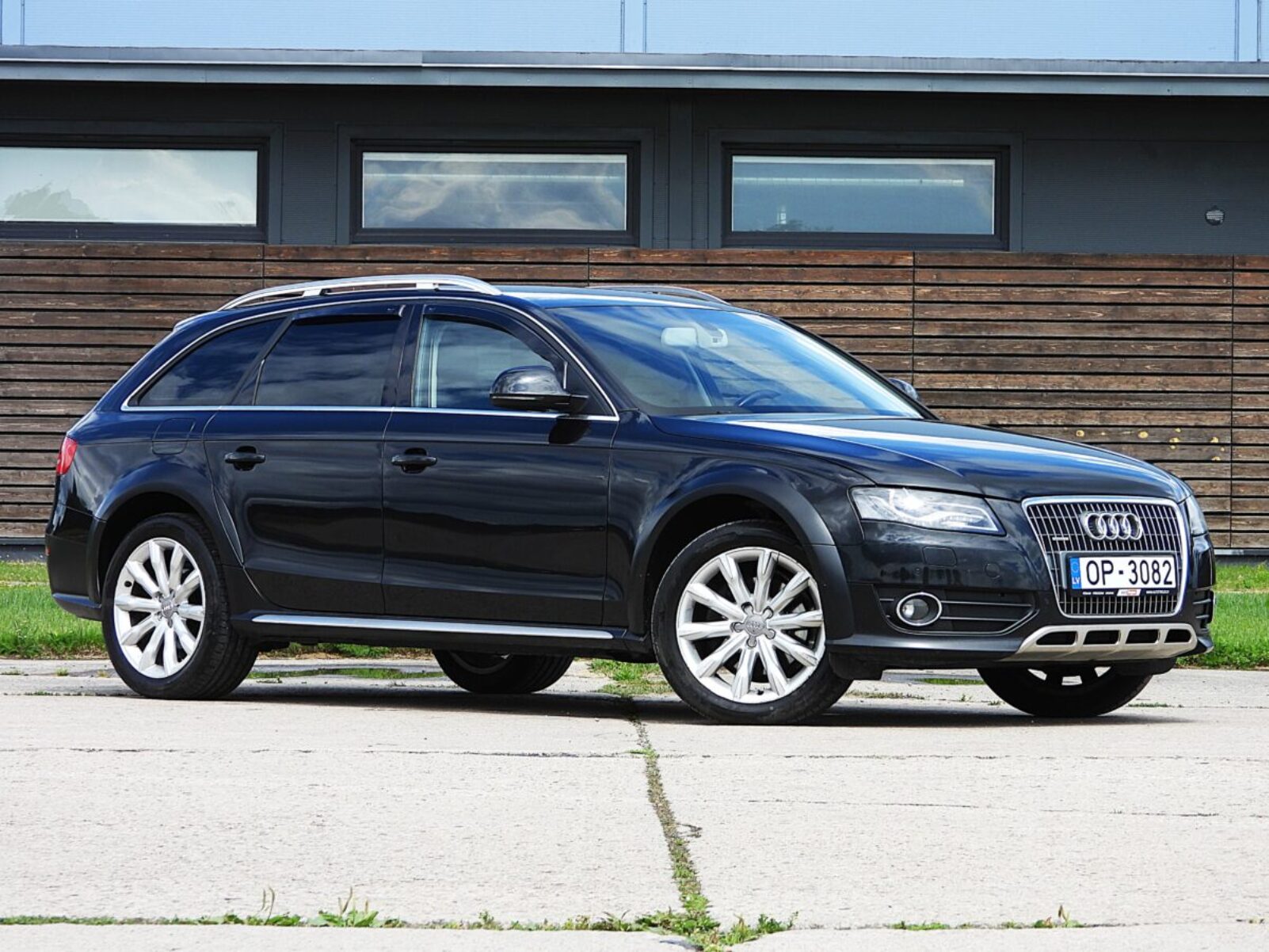 AUDI A4 ALLROAD