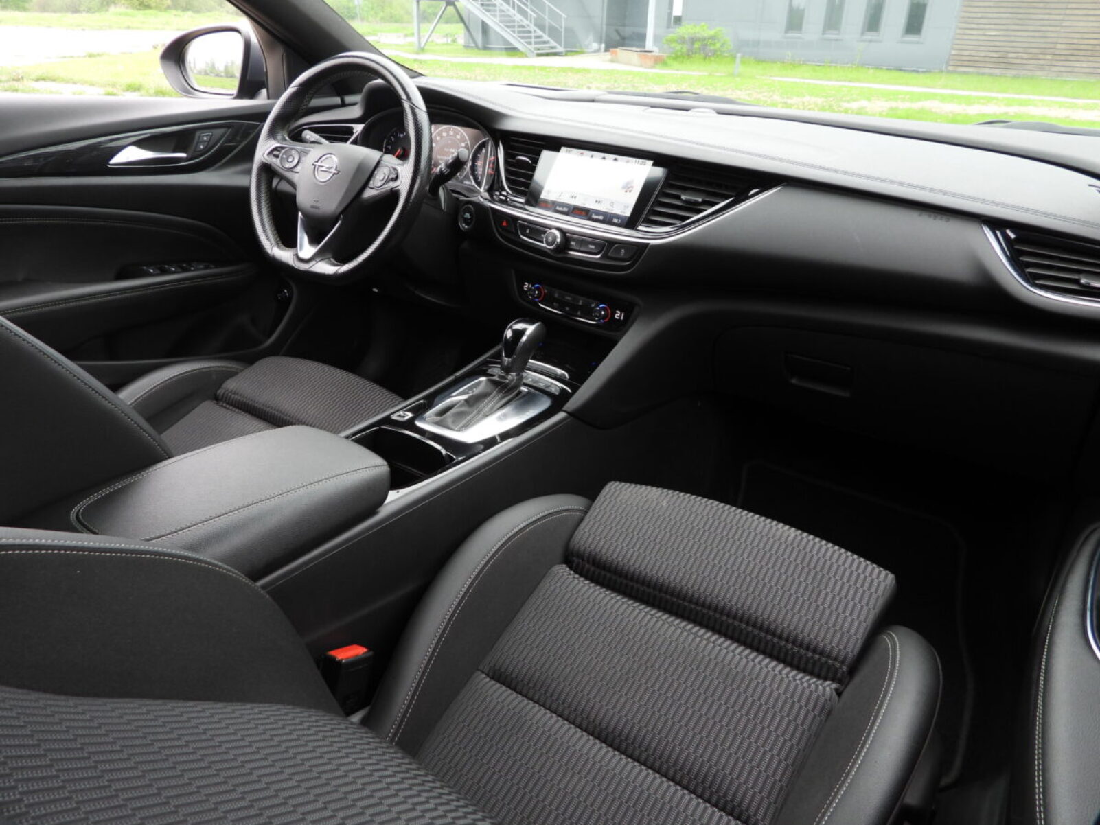 OPEL INSIGNIA SPORTS TOURER