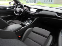 OPEL INSIGNIA SPORTS TOURER