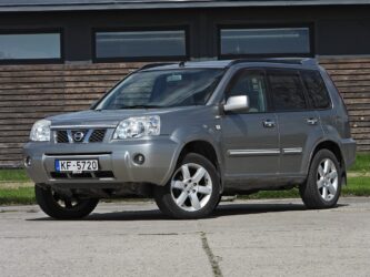 NISSAN X-TRAIL