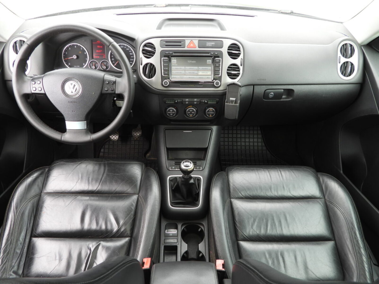 VW TIGUAN
