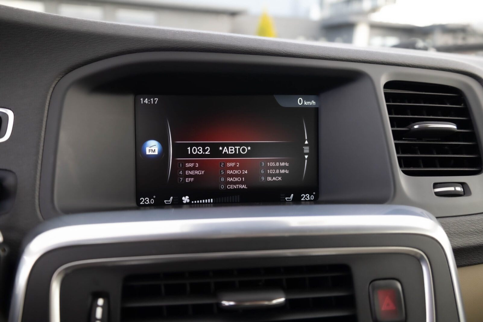 VOLVO V60 PLUG IN HYBRID