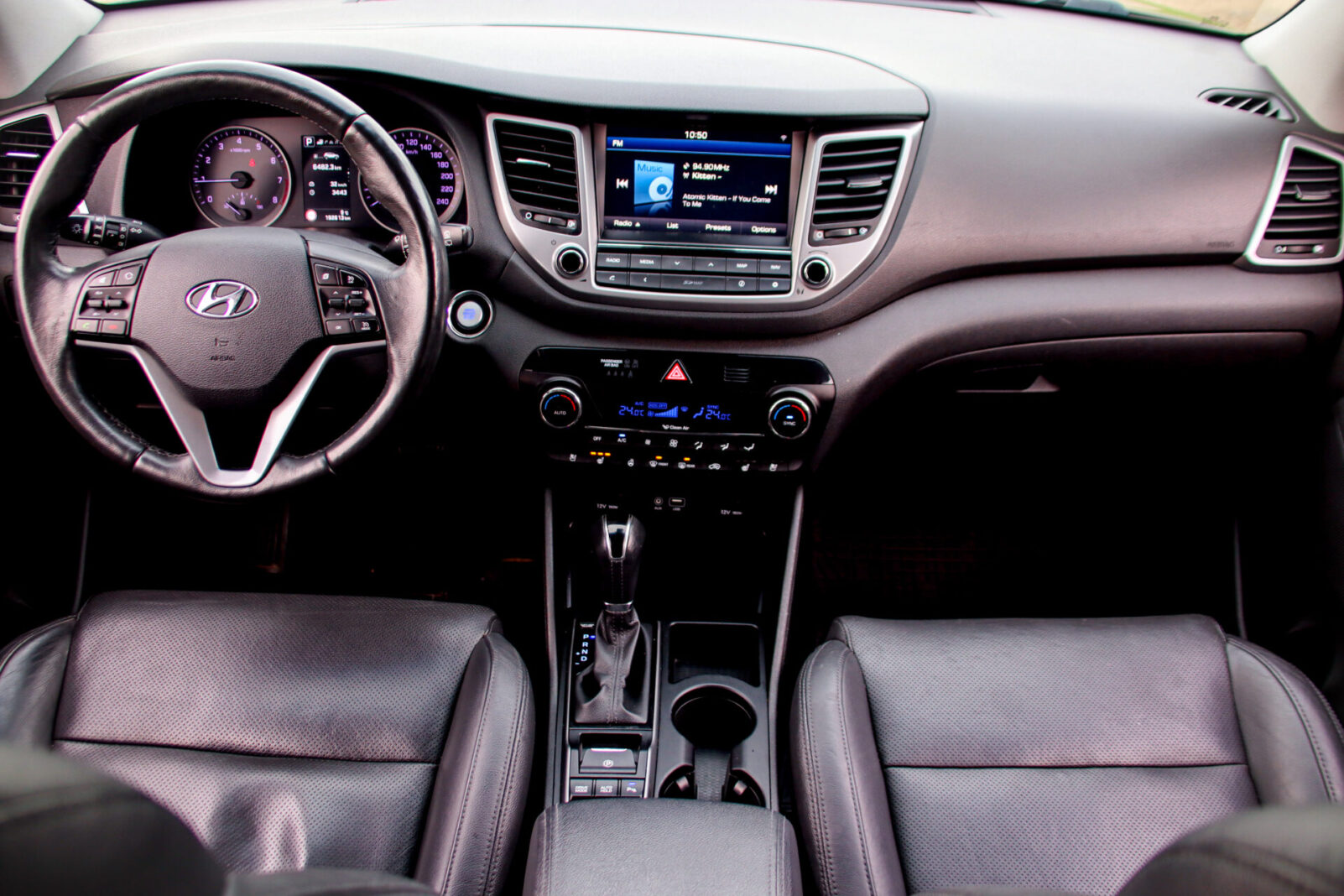 HYUNDAI TUCSON