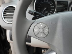 MERCEDES BENZ ML320