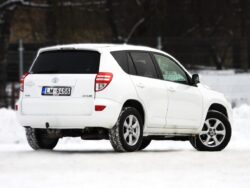 TOYOTA RAV 4