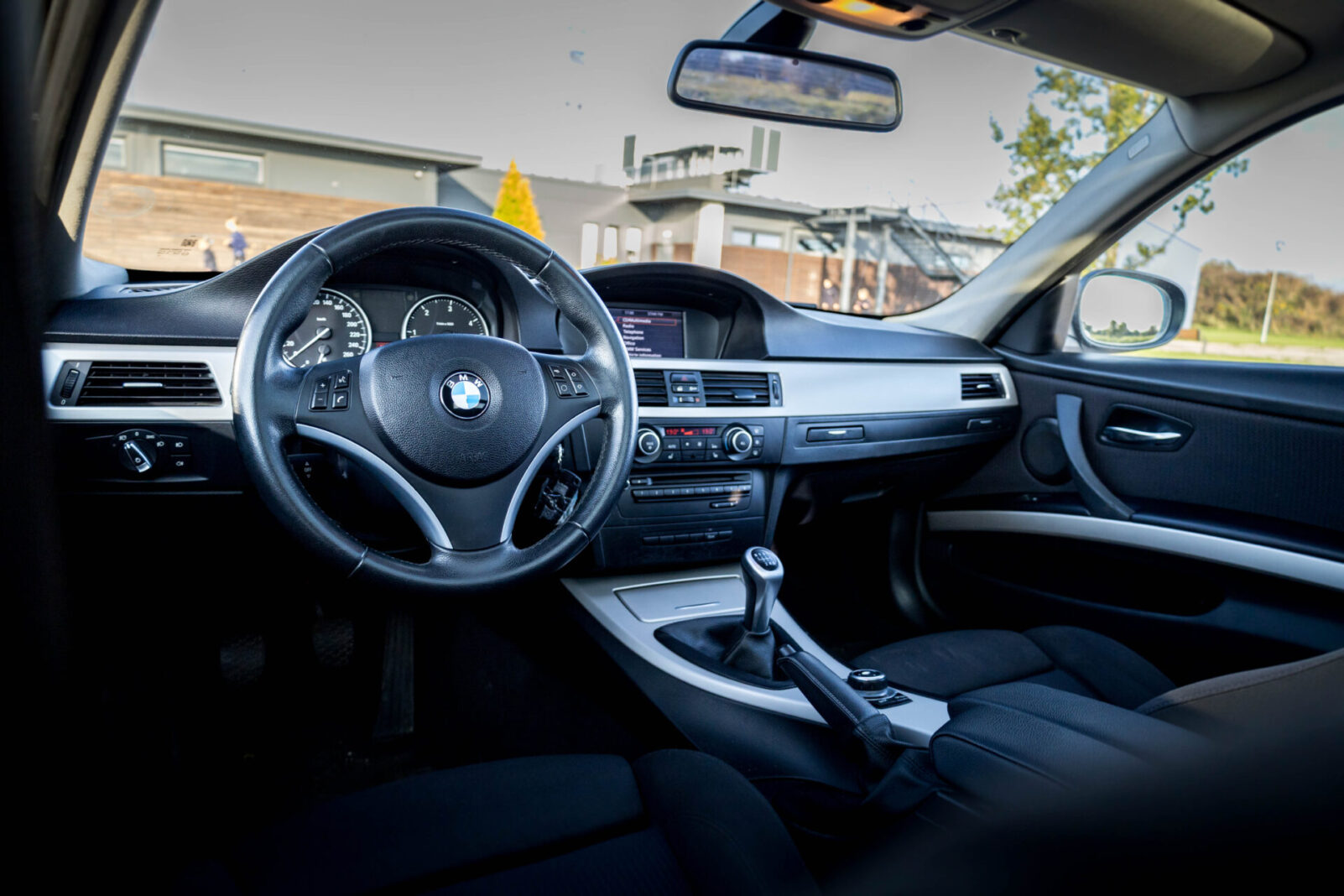 BMW 320
