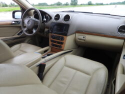 MERCEDES BENZ GL320