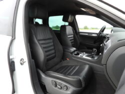 VW TOUAREG R-LINE