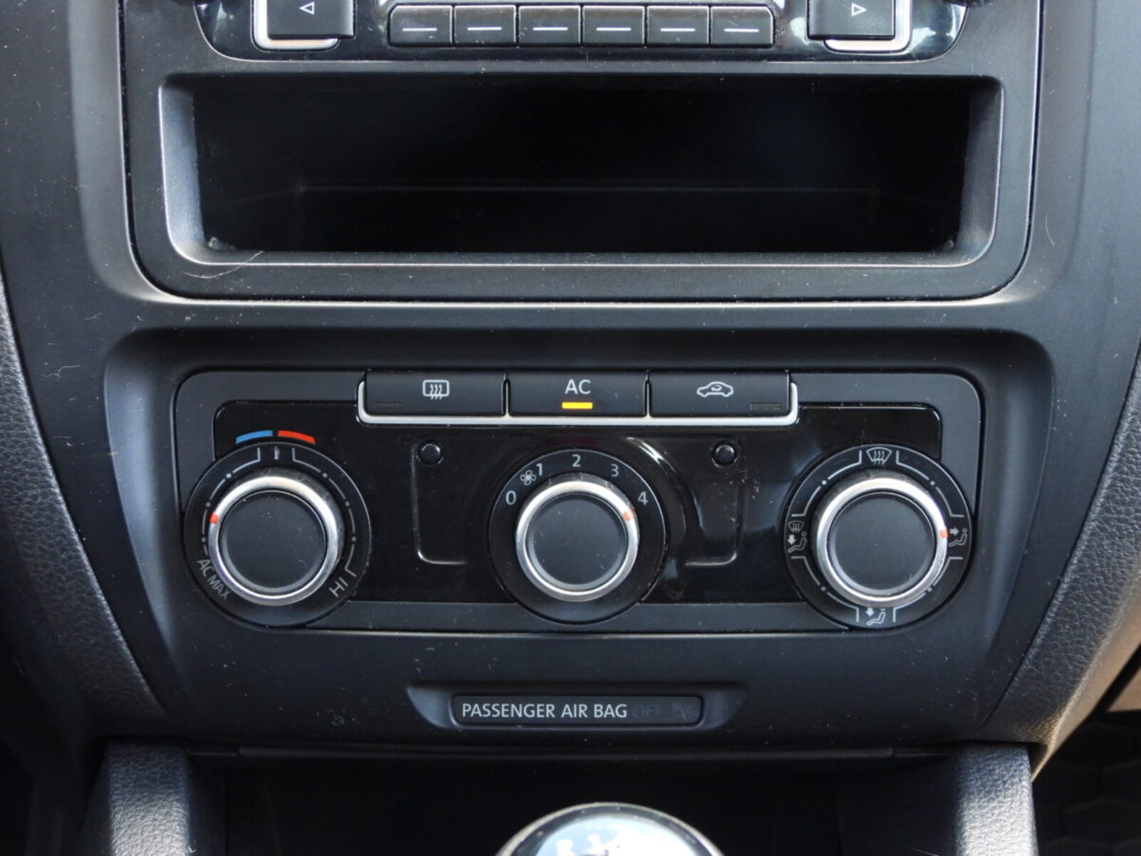 VW JETTA