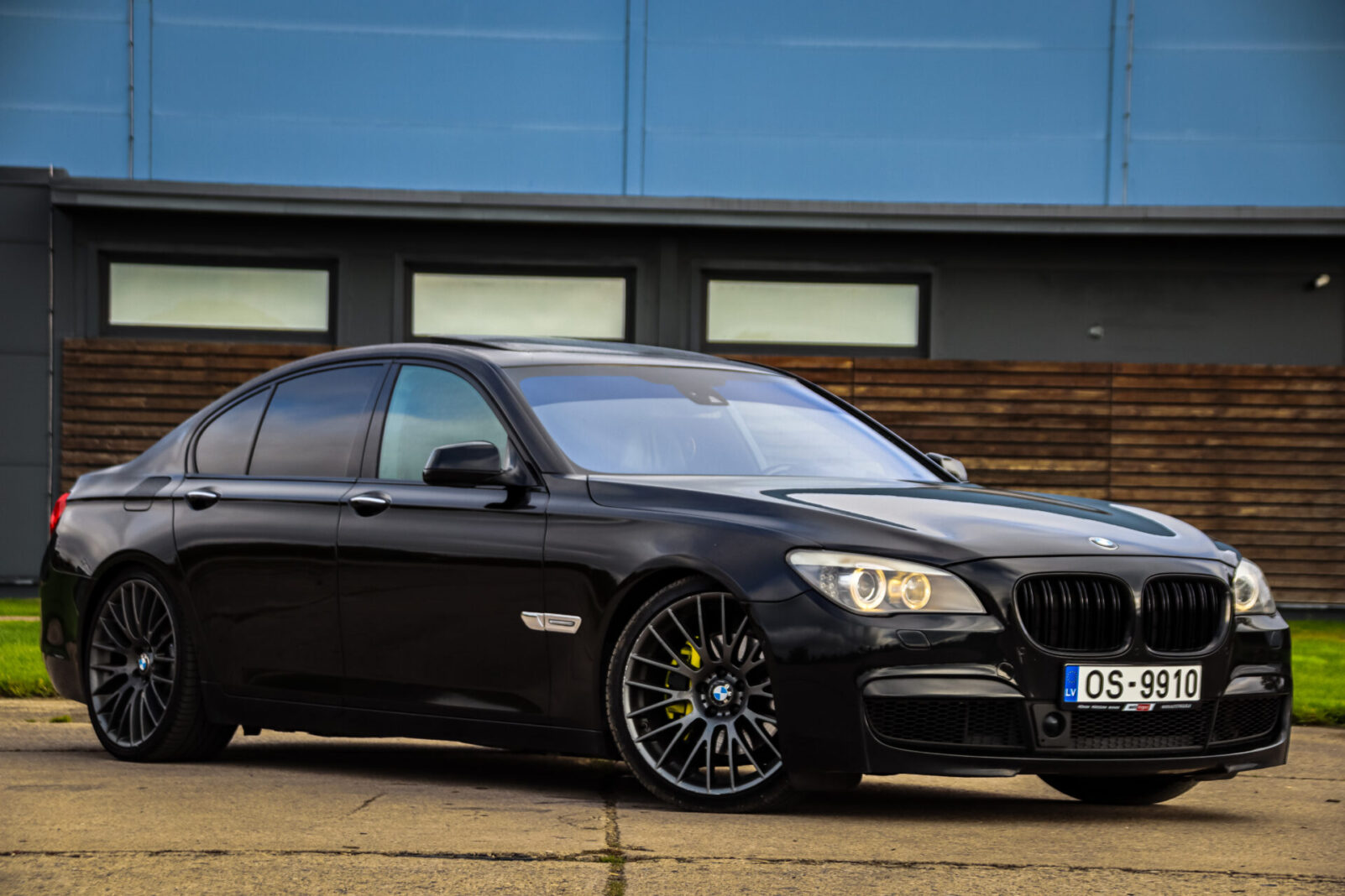 BMW 740 M-PACK