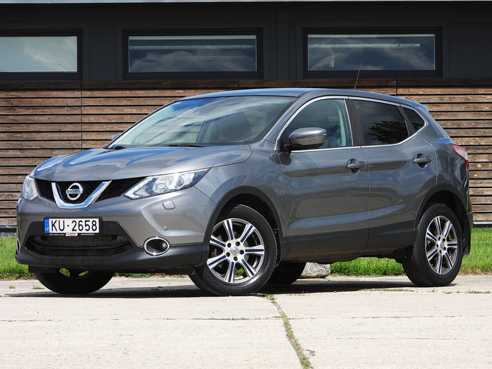 NISSAN QASHQAI