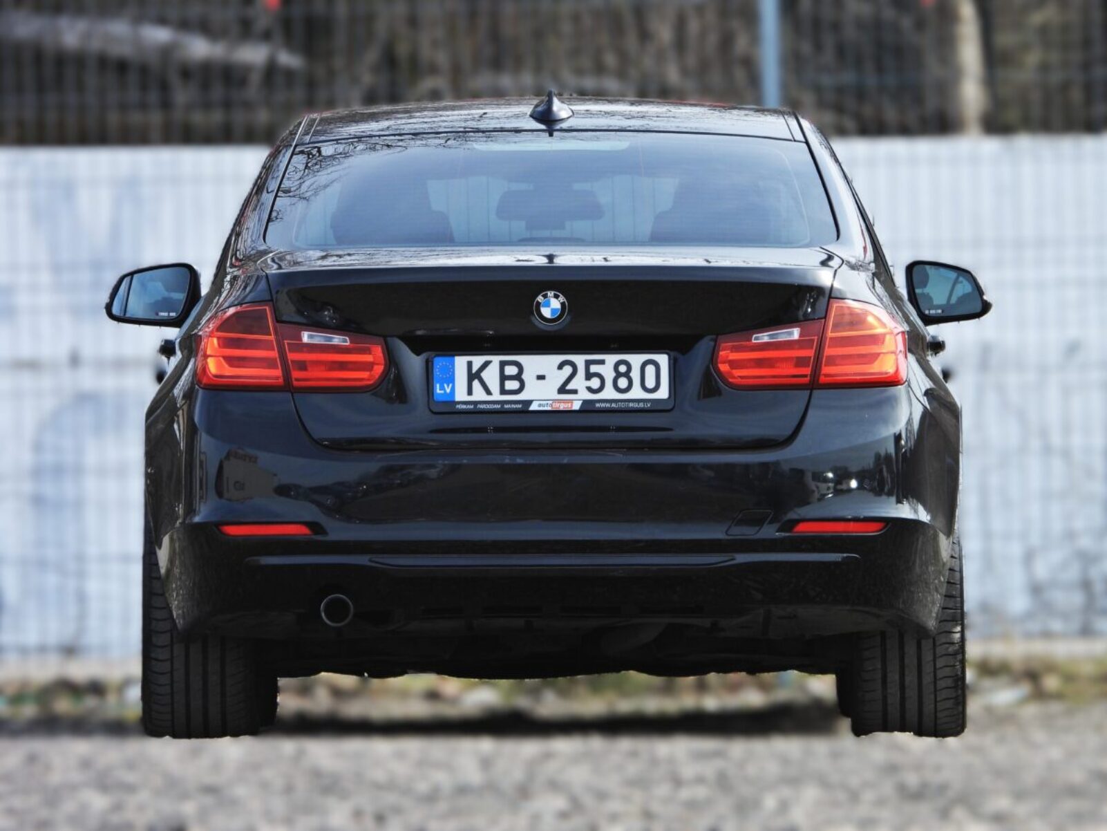 BMW 320